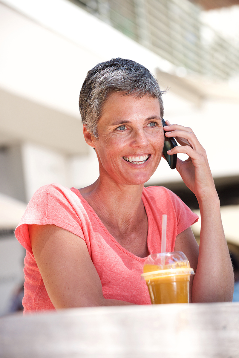 Cancer care coach supporting a patient through cancer treatment questions Cancer care coach supporting a patient through cancer treatment questions